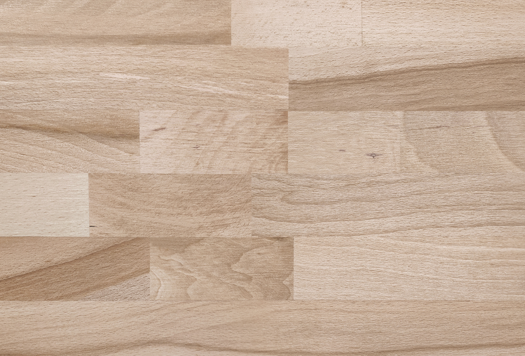 Imagem de um painel de madeira de faia laminado com montagem em espiga e cavilha, etiquetado "Trend", com um design distinto de estilo bloco e espessura de 30 e 38 mm.